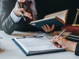 Navigating the Maze of Legal Assistance for Low-Income Individuals: A Comprehensive Guide