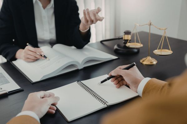 Qualifications to be a lawyer